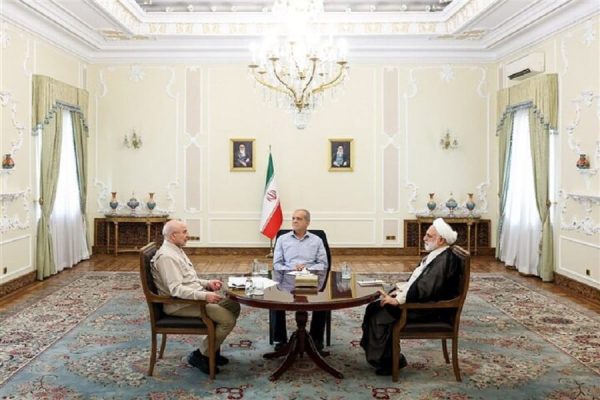 سران قوا پزشکیان قالیباف اژه ای افق سوم