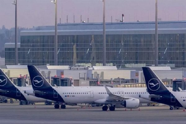 لغو پرواز فرودگاه مونیخ افق سوم