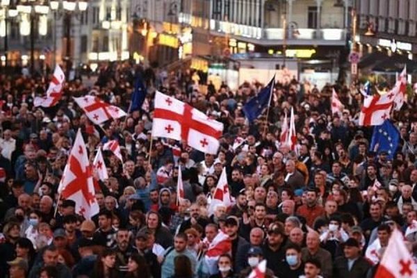 گرجستان انقلاب رنگی اپوزیسیون افق سوم