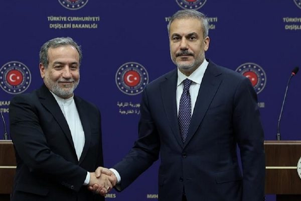 سفر هاکان فیدان به ایران ترکیه ایران سیدعباس عراقچی وزیرامور خارجه افق سوم