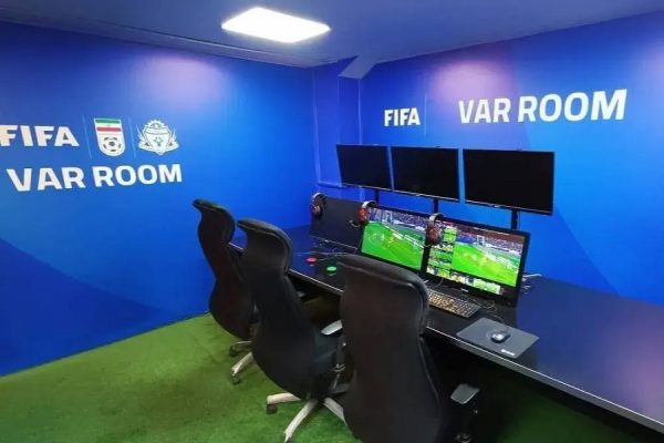 علت عدم استفاده VAR در دیدار مس رفسنجان و گل گهر افق سوم جنجال VAR در رفسنجان فدراسیون فوتبال صدا و سیما پول