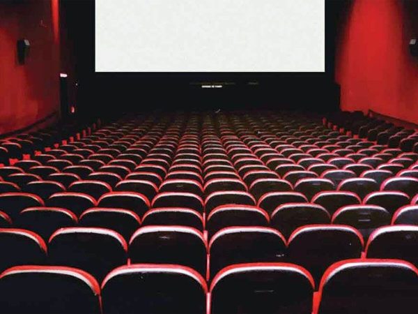 دبیر شورای صنفی نمایش: نمایش هیچ فیلمی برای اکران نوروز ۱۴۰۵ قطعی نشده