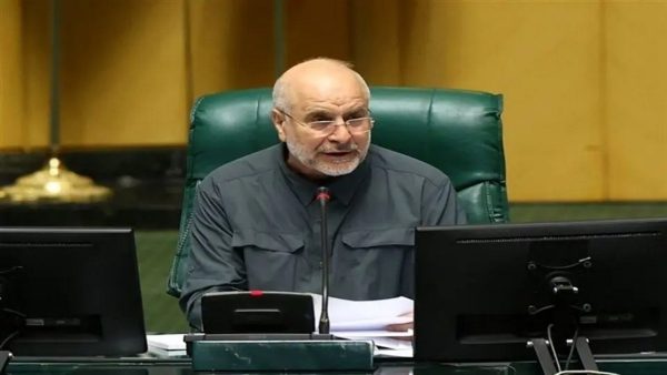 قالیباف: افزایش قیمت نان و بنزین در سال ۱۴۰۵ صحت ندارد