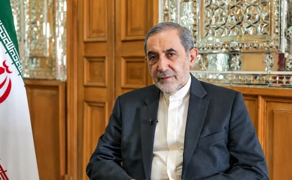 س