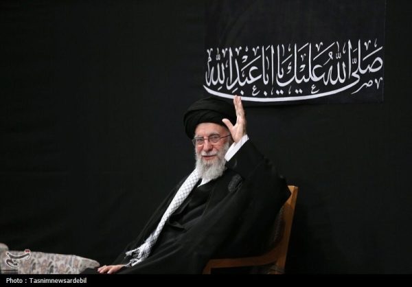 ابرمردی بنام سیدعلی حسینی خامنه‌ای/ هیچ خاکی توان دفن ایمان را ندارد