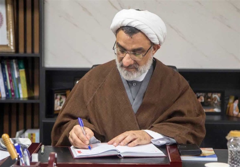 خسروپناه: اکبر عبدی سهمی ارزنده در پویایی فرهنگ عمومی کشور داشت