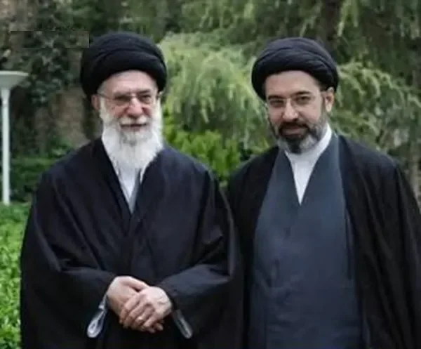 رهبر شهید و سید مجتبی